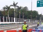pintu-keluar-tol-slipi-arah-tomang-ditutup-sementara.jpg