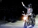 presiden-joko-widodo-menaiki-moge-di-acara-pembukaan-asian-games-2018-sabtu-1882018_20180819_134218.jpg