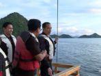 presiden-joko-widodo-naik-kapal-pinisi.jpg