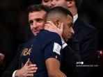 presiden-prancis-emmanuel-macron-dan-kylian-mbappe.jpg