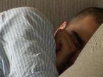pria-tidur.jpg