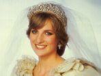 princess-diana-memorabilia-sang-putri-tampak-bersinar.jpg
