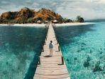 pulau-kanawa-ntt.jpg