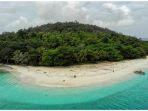 pulau-molana.jpg