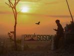 puncak-sosok.jpg