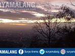 puncak-watu-bengkah-di-desa-pojok-kecamatan-mojoroto-kota-kediri-jawa-timur.jpg