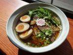 ramen-shoyu-satu-jenis-ramen-di-jepang.jpg