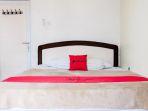 reddoorz-near-kebun-raya-bogor-2.jpg