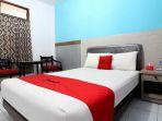 reddoorz-plus-syariah-near-lempuyangan-station-3.jpg