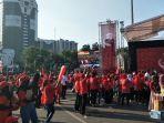 relawan-joko-widodo-maruf-amin-di-monas.jpg