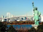 replika-patung-liberty-di-jepang_20170430_152109.jpg