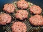 resep-wafu-burger-daging-sapi-satu-kuliner-khas-jepang.jpg