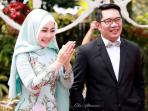 ridwan-kamil-dan-istri_20161211_154808.jpg