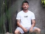 rio-dewanto_20170916_195933.jpg