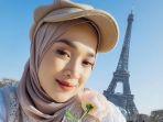 ririe-fairus-di-menara-eiffel-paris-cover-1.jpg