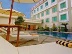 rocky-plaza-hotel-padang.jpg