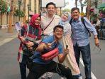 roger-danuarta-dan-keluarga-cut-meyriska-liburan-ke-singapura.jpg