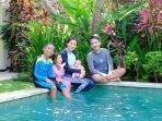 ruben-onsu-dan-sarwendah-di-bali.jpg