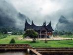 rumah-adat-sumbar_20160903_094144.jpg