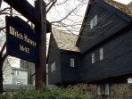 rumah-penyihir-salem-di-salem-massachusetts.jpg