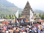 ruwatan-anak-gimbal_20160809_144410.jpg