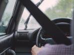 sabuk-pengaman-seat-belt.jpg