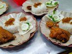 sajian-ayam-goreng-di-warung-ayam-kremes-bose.jpg