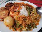 sajian-nasi-padang-di-sari-citra.jpg