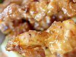 sajian-sate-susu-khas-bali-yang-ada-saat-bulan-ramadan.jpg