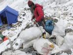 sampah-di-gunung-everest_20161002_142815.jpg