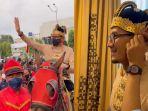 sandiaga-nonton-solo-menari.jpg