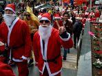 santacons.jpg