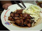 Mencicipi Sate Kambing Bu Erna Jogja, Dagingnya Empuk & Tidak Bau Prengus