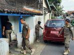 satpol-pp-kabupaten-klaten-melakukan-razia-2.jpg