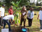 sejumlah-pejabat-pemkab-boyolali-menanam-pohon-keben.jpg