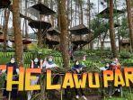 sejumlah-wisatawan-di-the-lawu-park.jpg