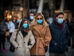 sekelompok-pengguna-jalan-yang-mengenakan-masker.jpg