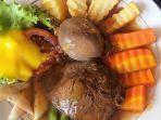 selat-solo-tenda-biru-untuk-sarapan.jpg