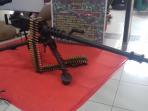 senapan-mesin-m2-browning_20160820_125454.jpg