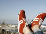 5 Tips Sederhana yang Bisa Kamu Lakukan untuk Cegah Kaki Sakit dan Lecet Saat Kenakan Sepatu