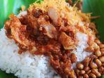 seporsi-nasi-balap-puyung-inaq-esun.jpg