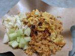 seporsi-nasi-goreng-warung-nasi-goreng-bu-lasmiati.jpg