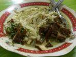 seporsi-nasi-lesah-di-warung-nasi-lesah-pak-badut-magelang.jpg