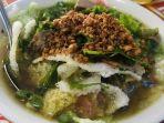 seporsi-sroto-di-warung-soto-sokaraja-sutri-1.jpg