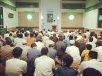 shalat-tarawih.jpg