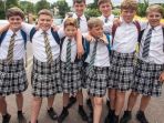 siswa-laki-laki-smp-oxfordshires-chiltern_20180606_154335.jpg