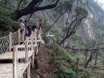 skywalk-cantigi-kawah-putih-ciwidey.jpg