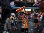 songkran-di-jalan-khao-san-di-bangkok-pada-13-april-2022.jpg