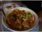 Tempat Makan Soto Super Laris di Jakarta, Sehari Ludes 25 Kilogram Kaki Sapi