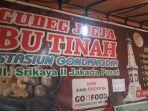 spanduk-gudeg-bu-tinah-di-jalan-srikaya-ii-camping-stasiun-gondangdia-menteng-jakarta-pusat.jpg